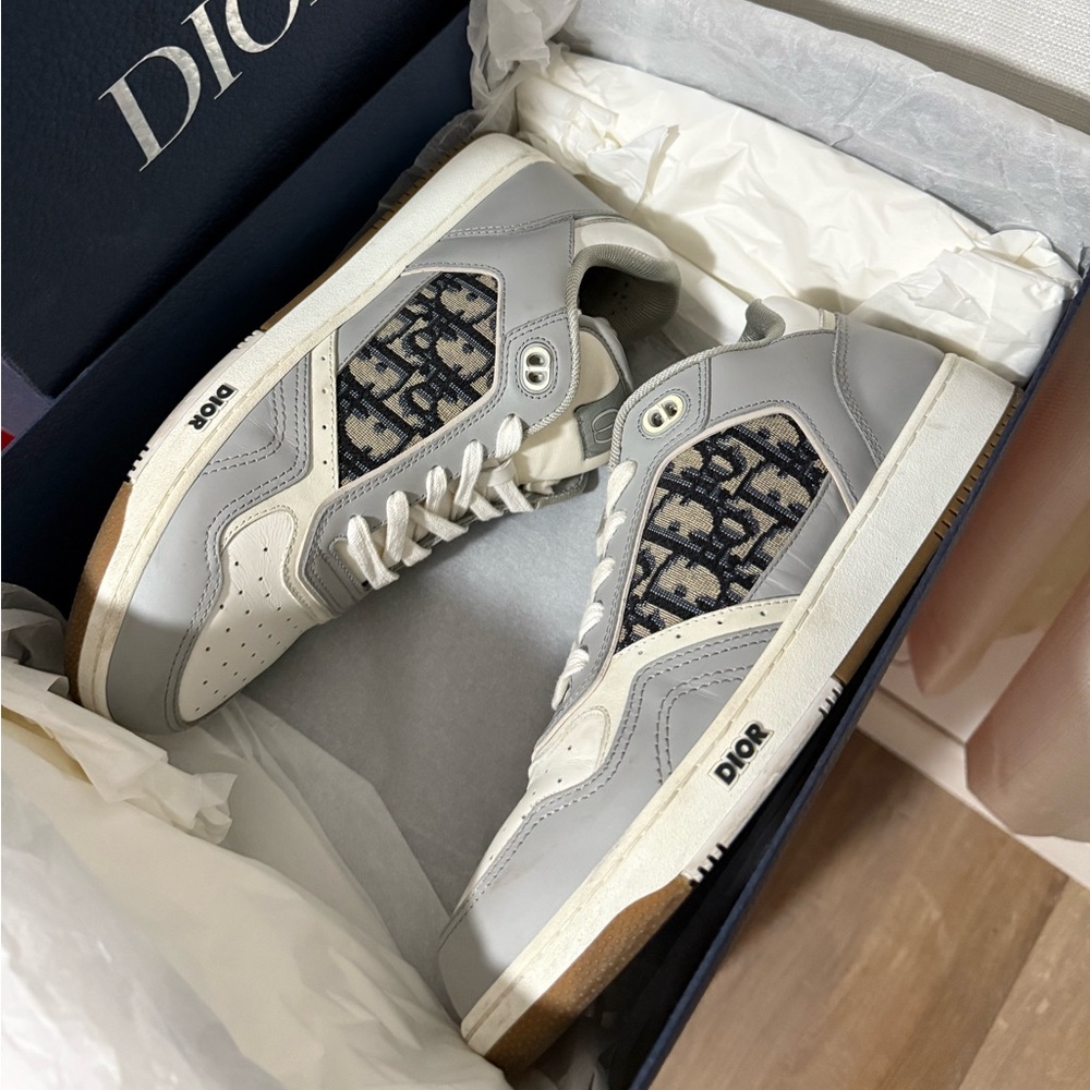 Dior B27 Low-Top Sneaker Size 42 (US 9)